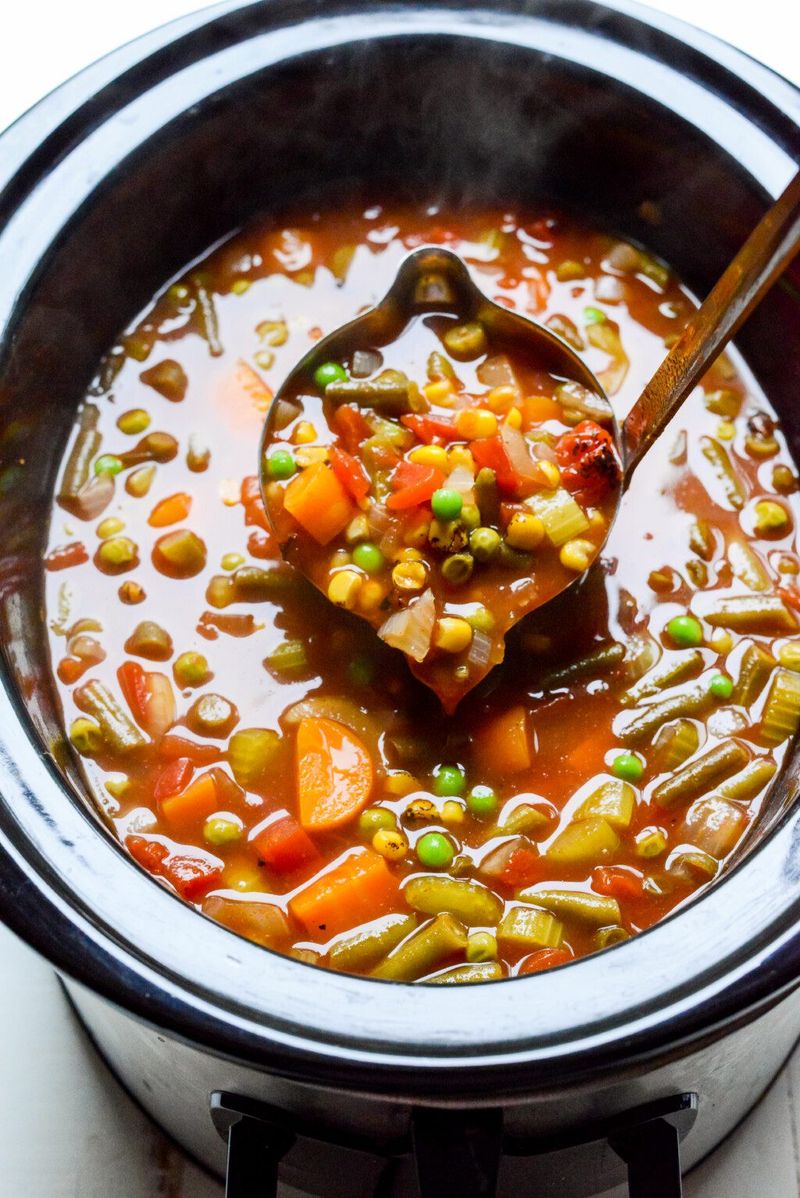 Slow Cooker Vegetable Soup