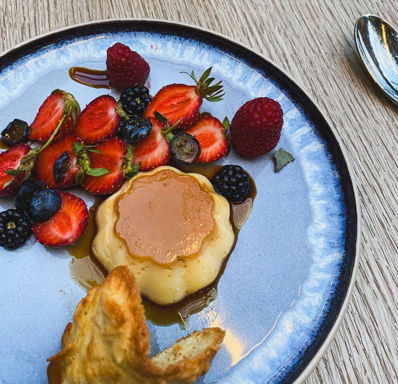 Crème Brûlée: The Dessert with the Perfect Crack