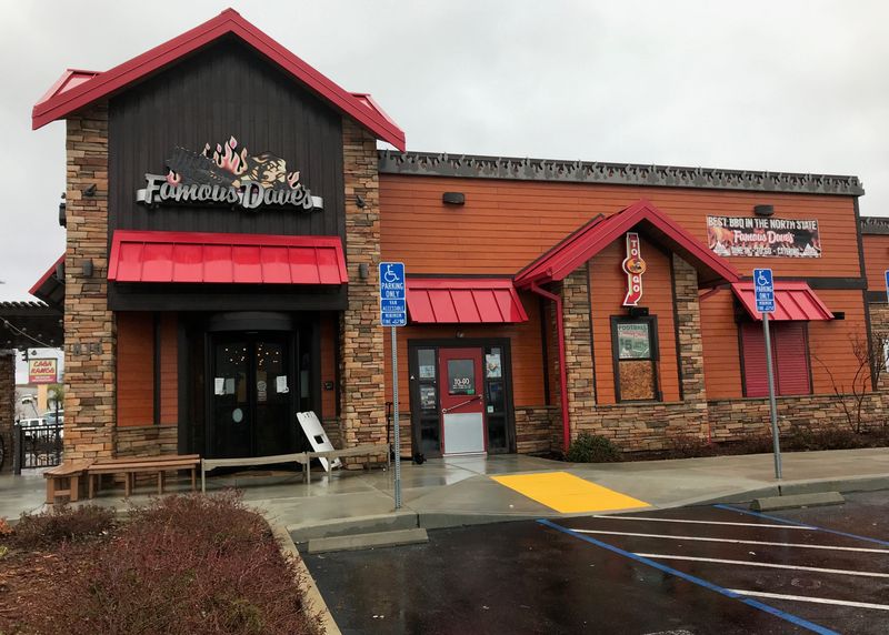 Famous Dave's