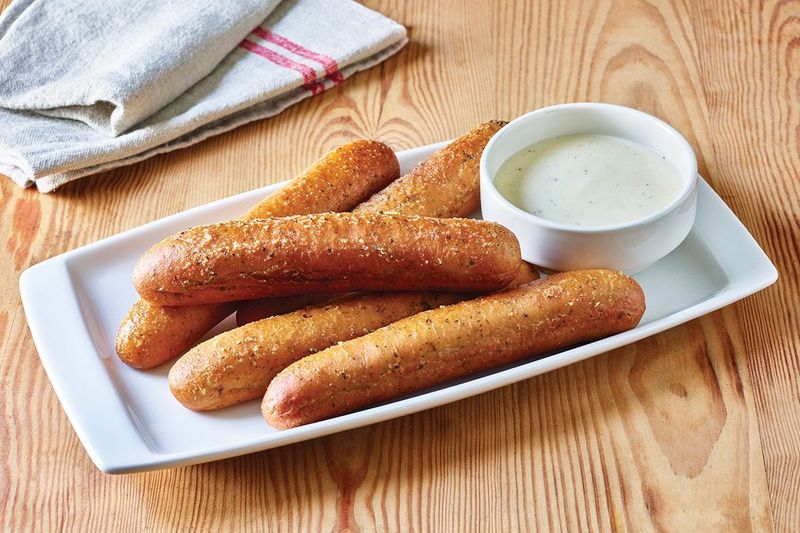 Breadsticks With Alfredo Sauce
