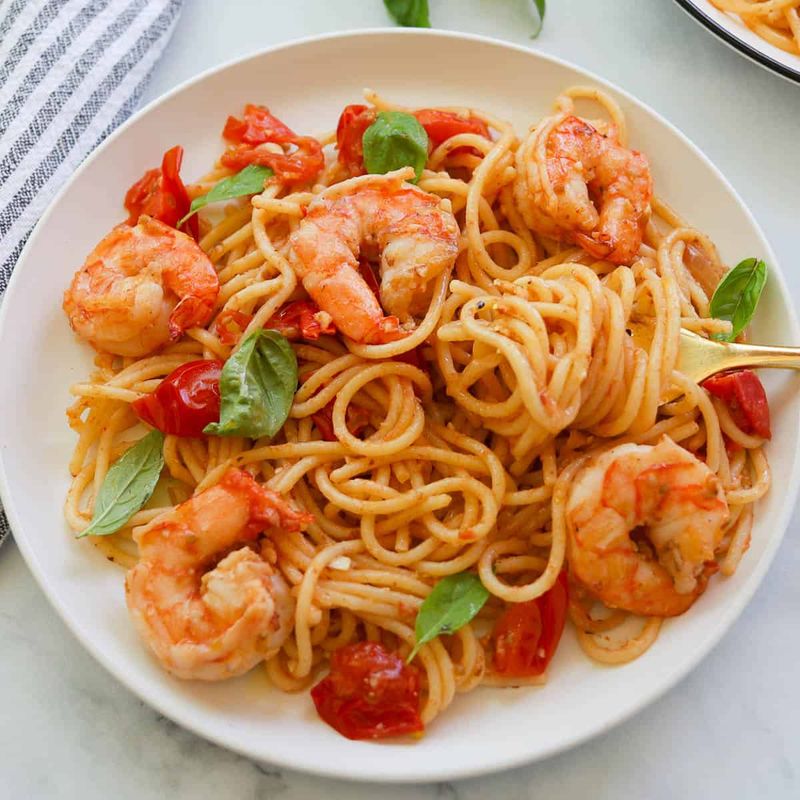 Quick Shrimp and Cherry Tomato Pasta