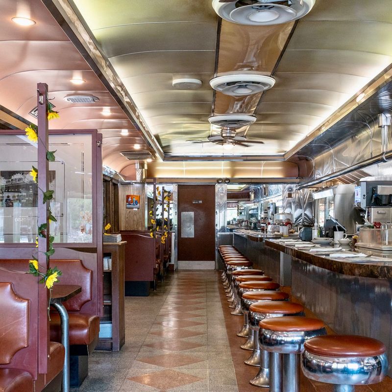 Summit Diner — Summit