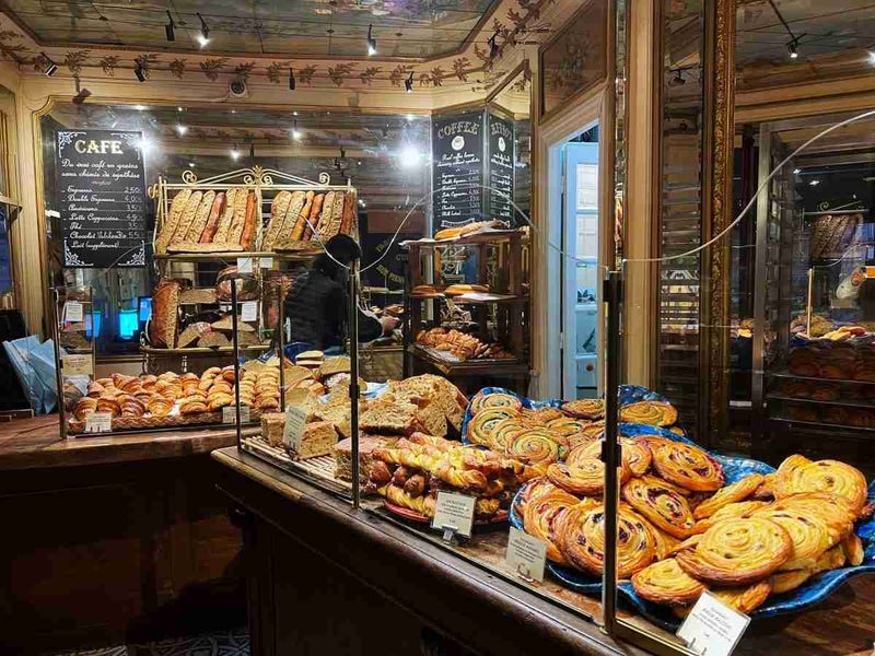 Croissant: The Buttery Morning Ritual