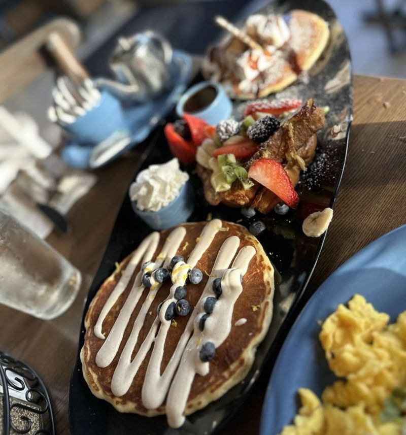 The Breakfast Club at Midtown