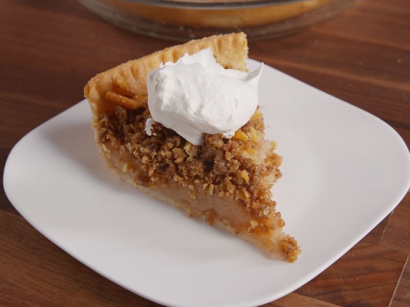 Mock Apple Pie (With Ritz Crackers)