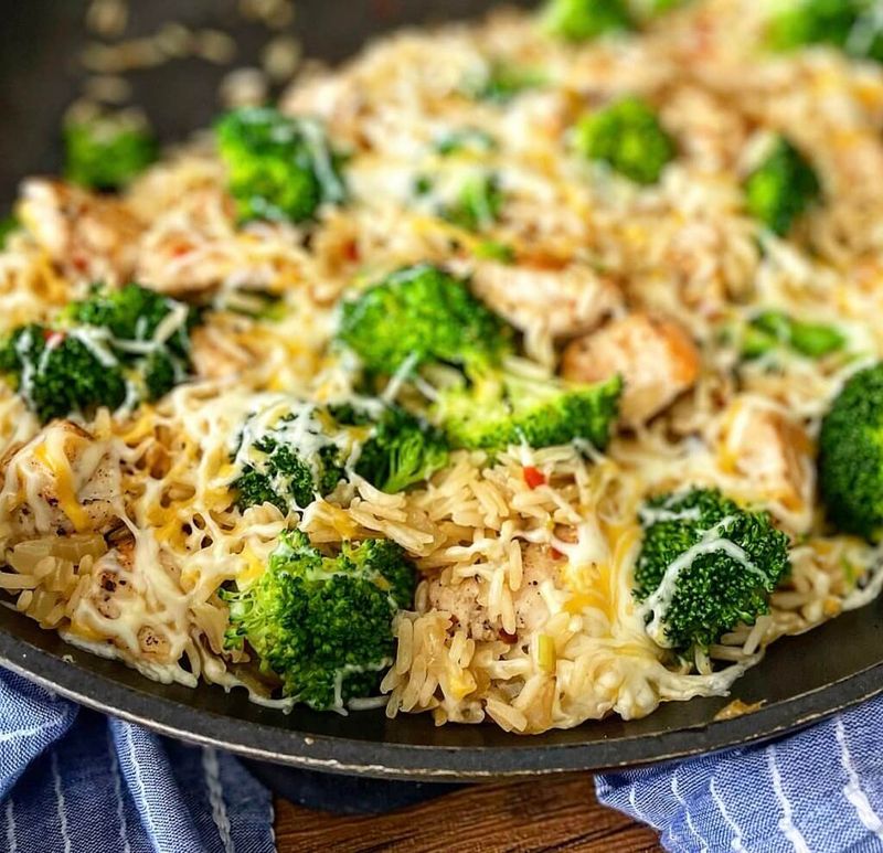 Cheesy Broccoli Rice Skillet