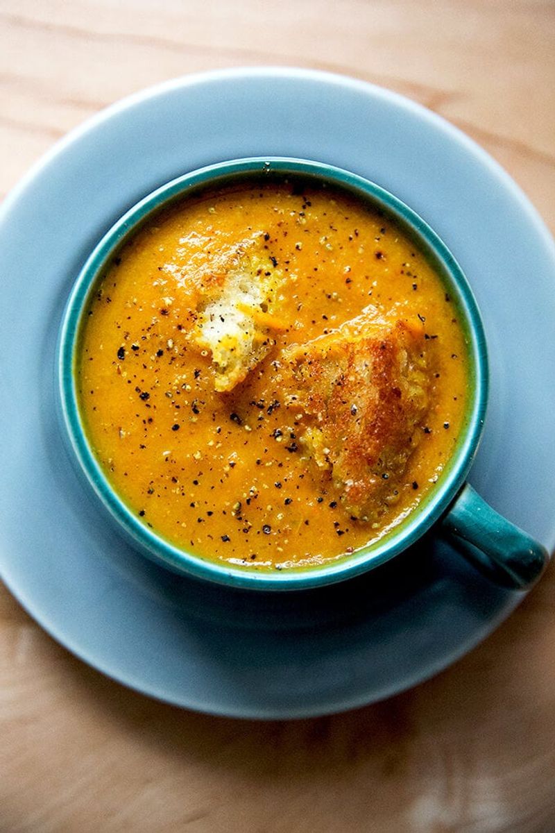 Carrot Ginger Soup (Light & Zesty)