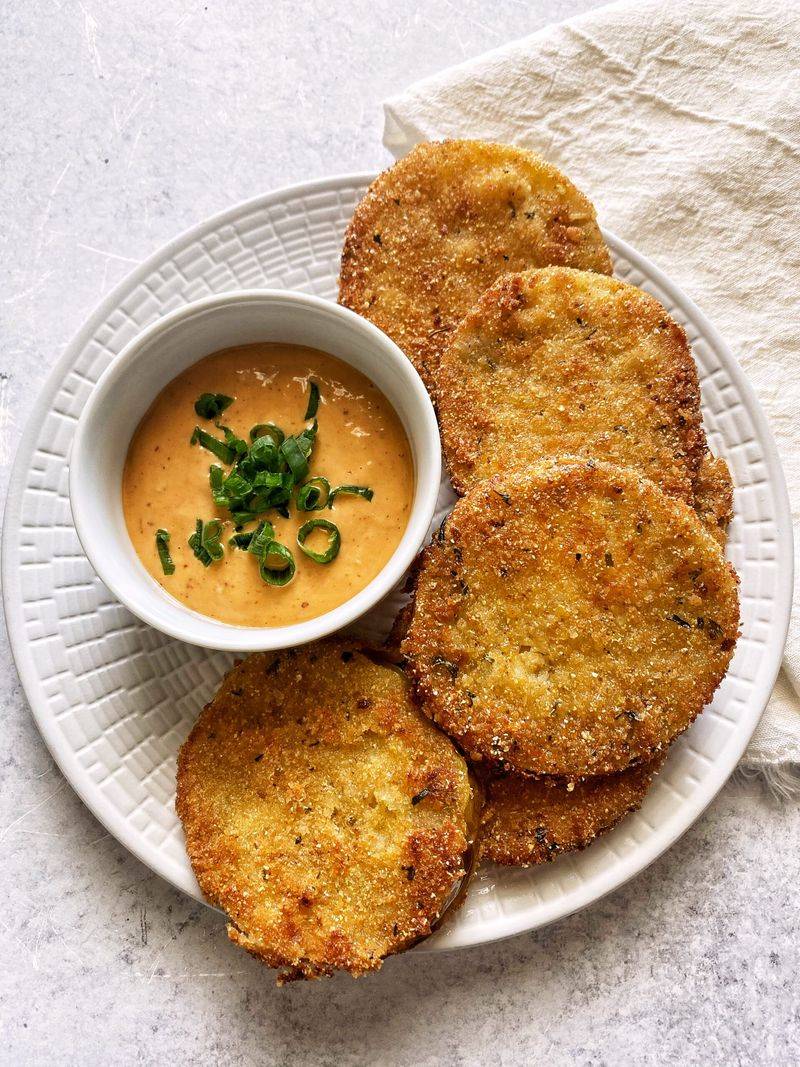 Fried Green Tomatoes With Southern Charm