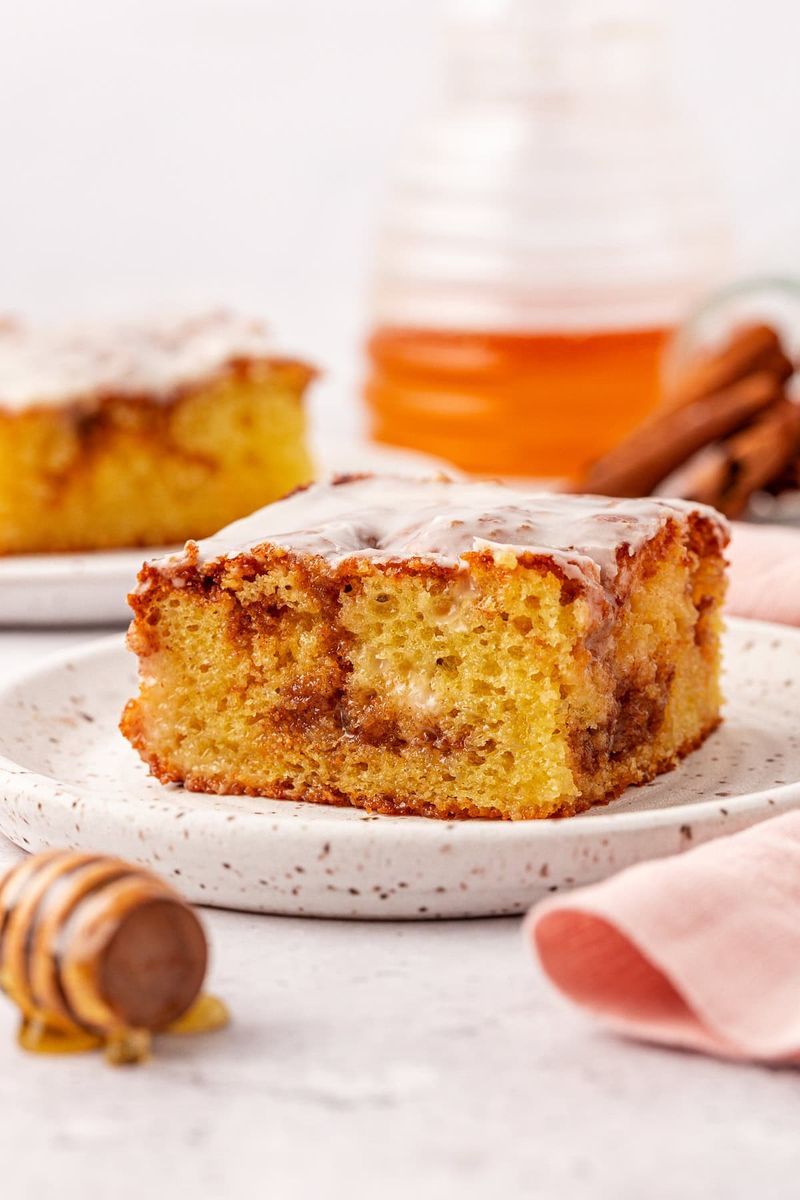Honey Bun Cake
