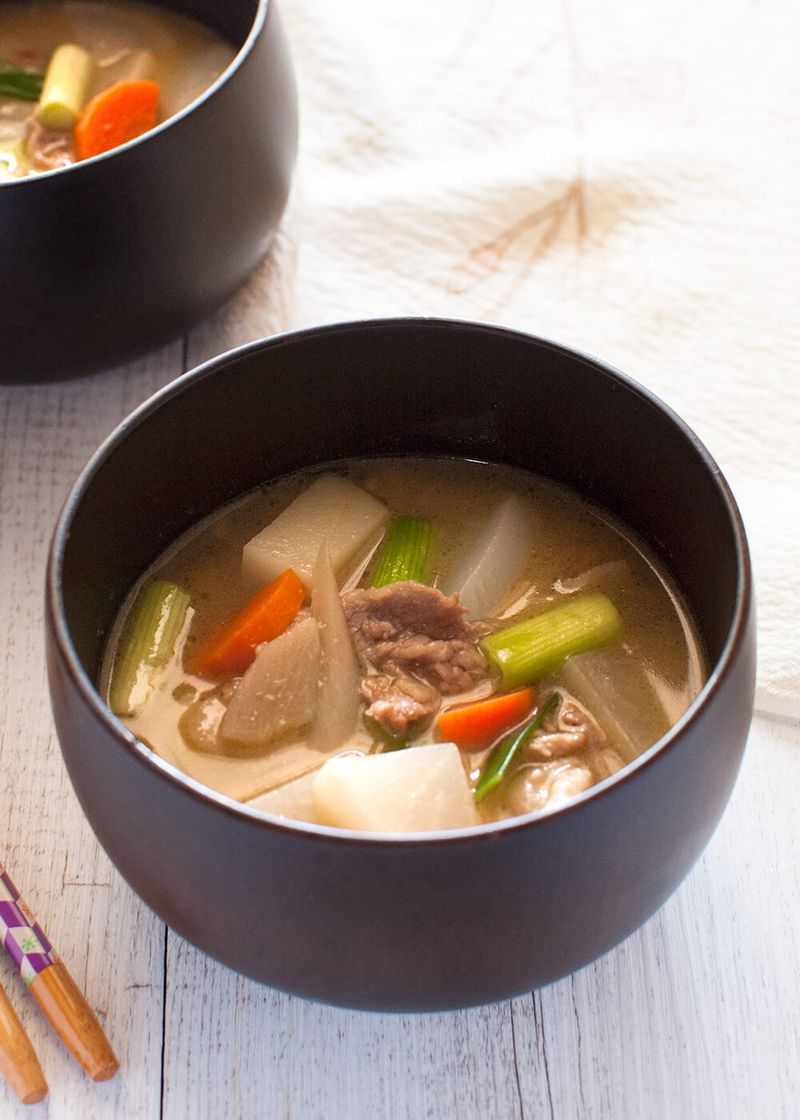 Tonjiru (豚汁 – Pork Miso Soup)