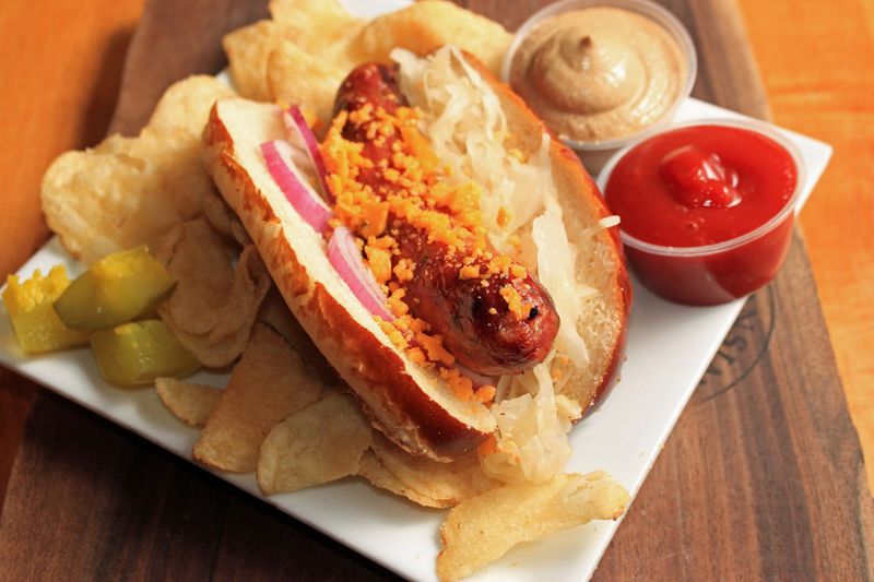 Wisconsin – Bratwurst Sandwich (Brat in a Bun)