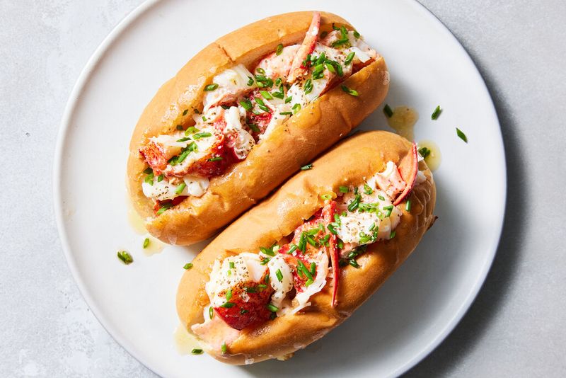 Connecticut - Hot Lobster Roll