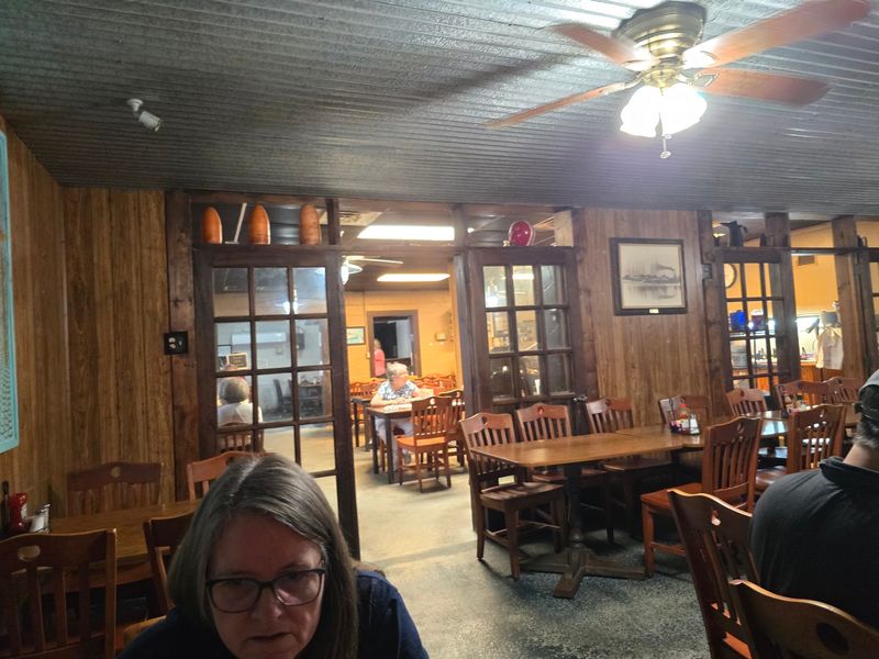B & J's Steaks & Seafood