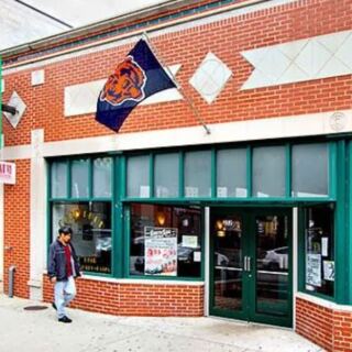 Ricobene’s Breaded Steak Sandwich: A Chicago Classic Worth Getting Messy For