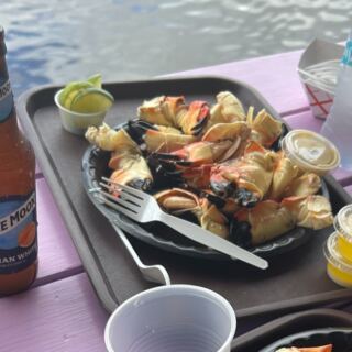A First-Timer’s Guide to Eating Stone Crab in Southwest Florida: 13 Recommendations